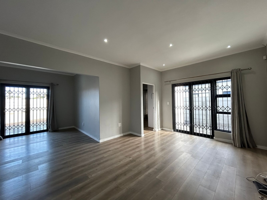 To Let 2 Bedroom Property for Rent in Table View Western Cape